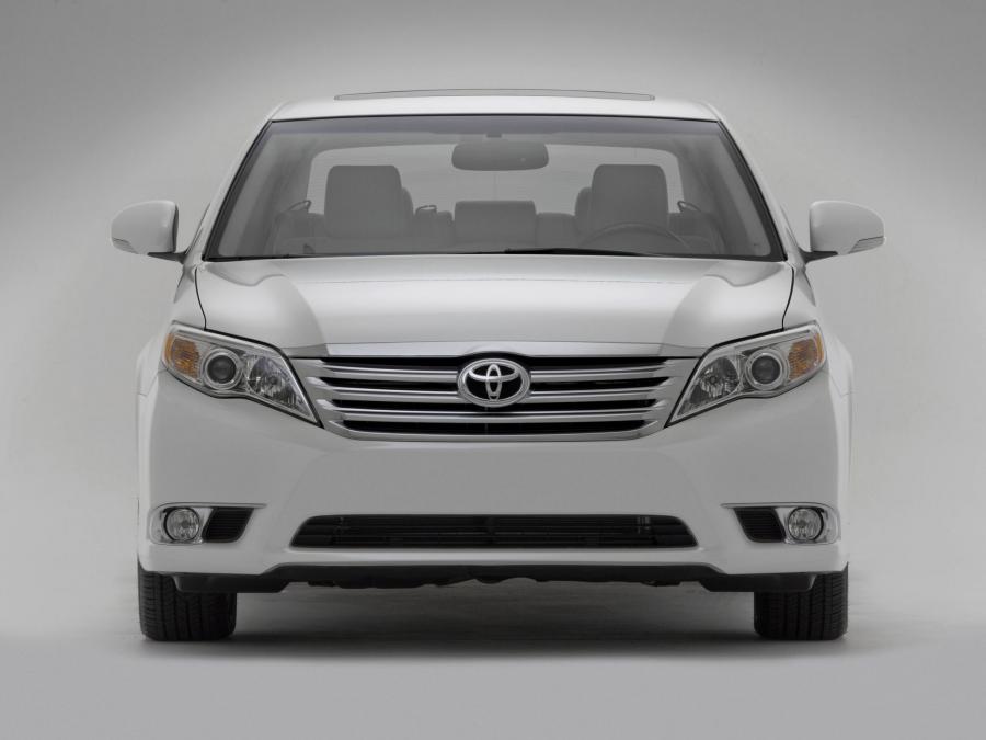  Toyota Avalon 2010 года  (фото 7 из 30)